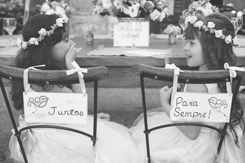 casamento no campo placas para cadeira