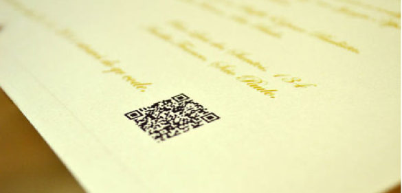 QR Code para RSVP convite-de-casamento-com-qr-code-papel-e-estilo