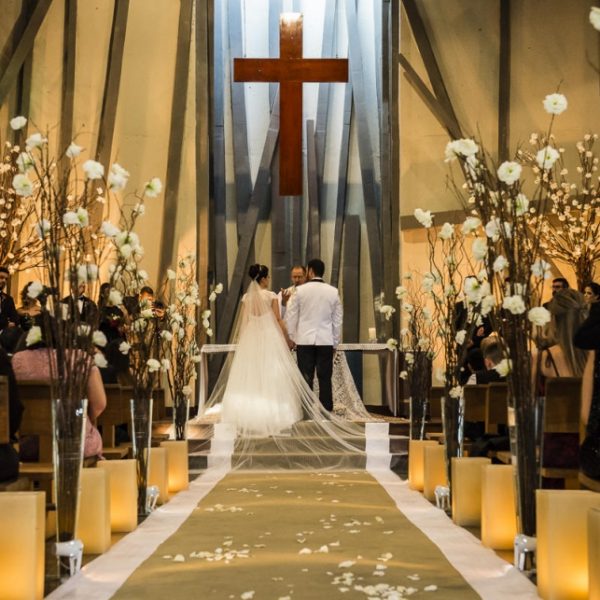 Igreja para Casamento - Cruz Torta