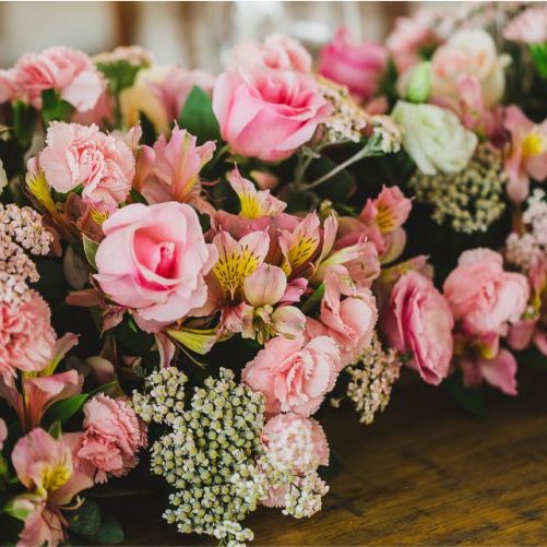 Flores na Decoração de Casamento Rosa