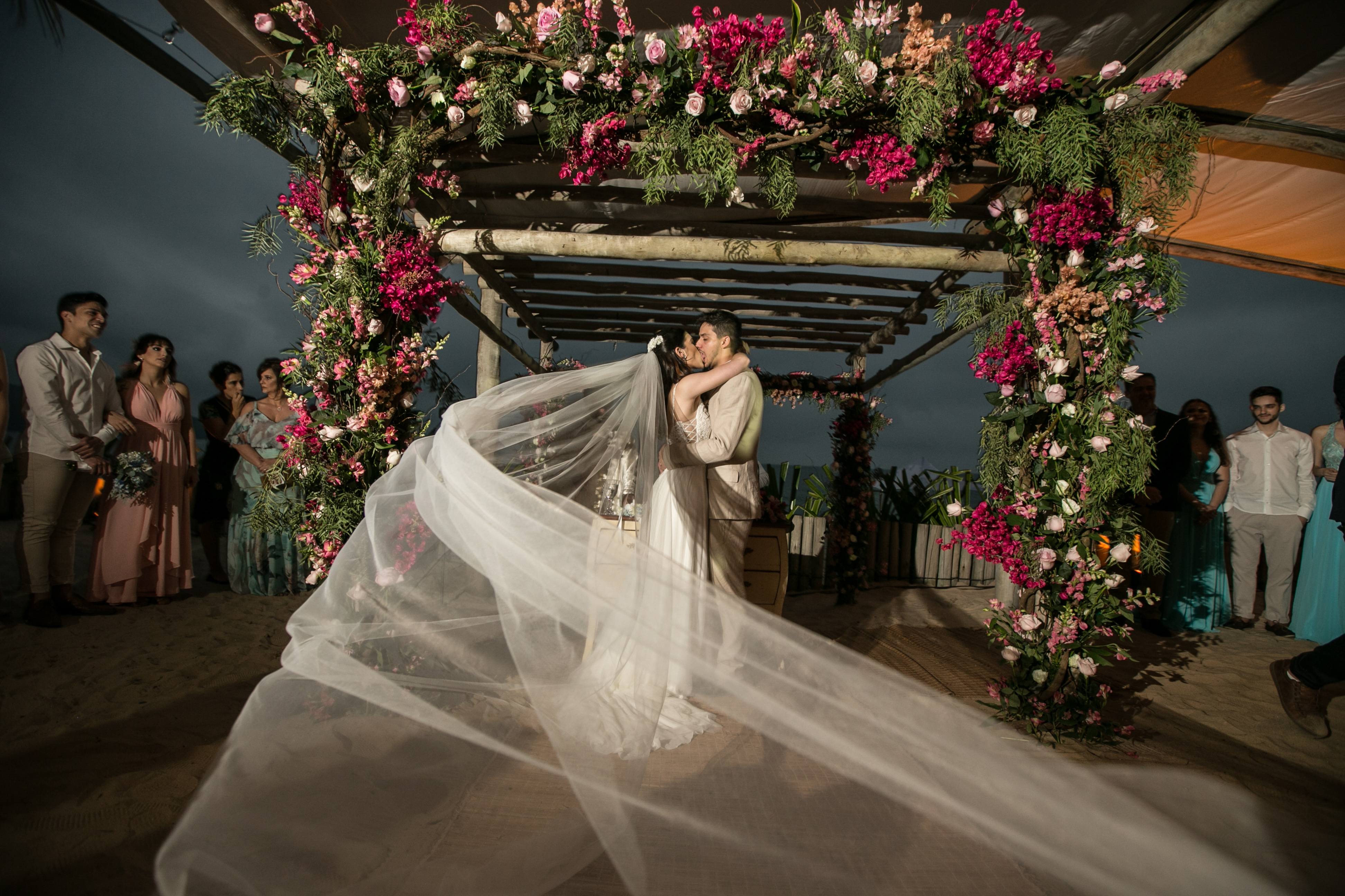 Casamento pé na areia em maresias Casamento pé na areia em maresias