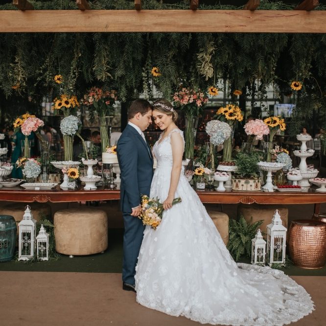 Decoração de casamento com girassol